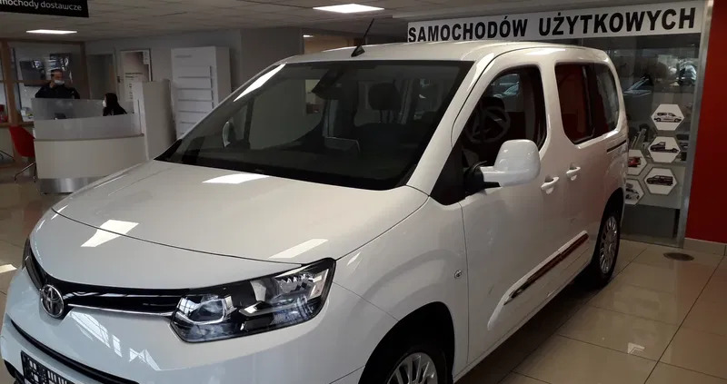 samochody osobowe Toyota Proace City Verso cena 133900 przebieg: 3, rok produkcji 2024 z Ryn